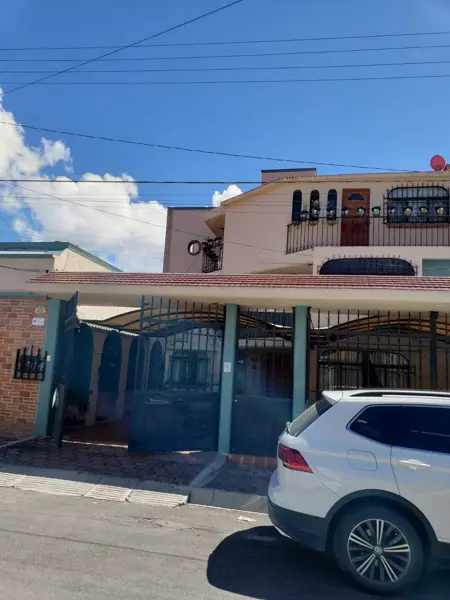 Casa en venta en Valle de San Javier, Pachuca de Soto — foto 2 de 40