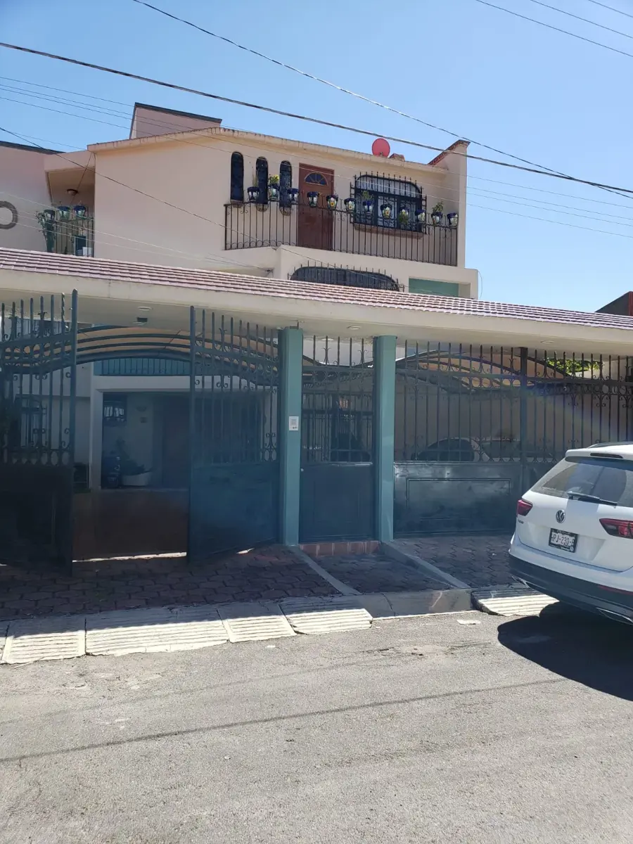 Casa en venta en Valle de San Javier, Pachuca de Soto — foto 1 de 40