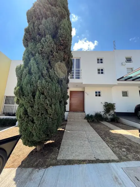 Casa en renta en Montaña Monarca I, Morelia — foto 2 de 19