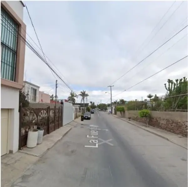 Casa en venta en La Fuente, Playas de Rosarito — foto 2 de 6