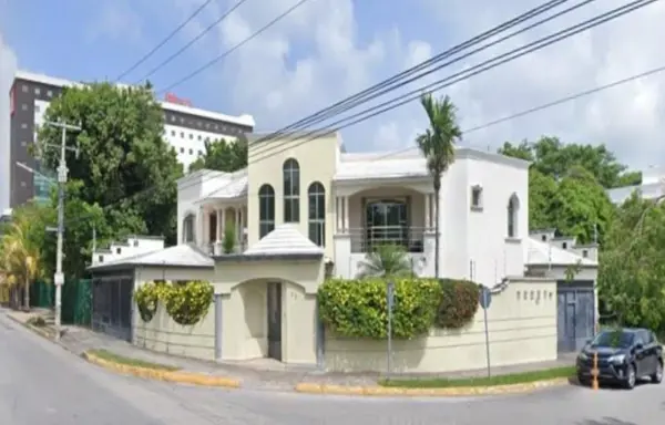 Casa en Venta en Supermanzana 11, Benito Juárez, Quintana Roo