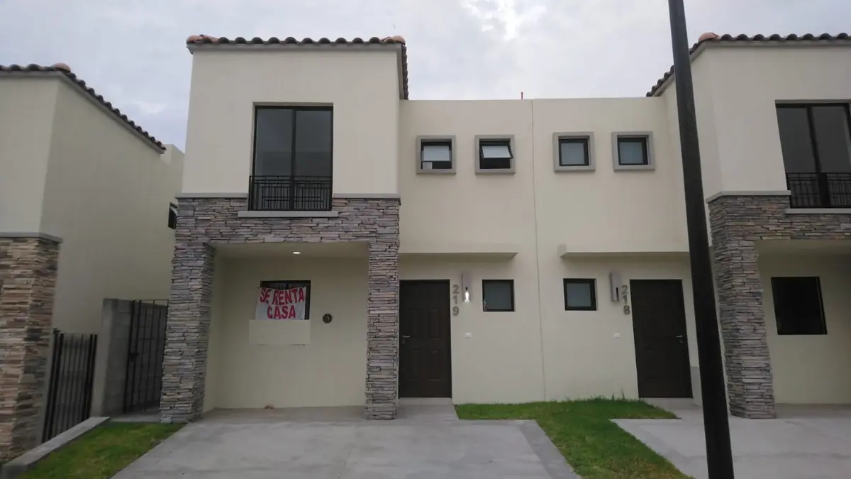 Casa en renta en Capital Sur, El Marqués — foto 1 de 26