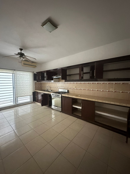 Casa en renta en Residencial San Ángel, Centro — foto 3 de 14