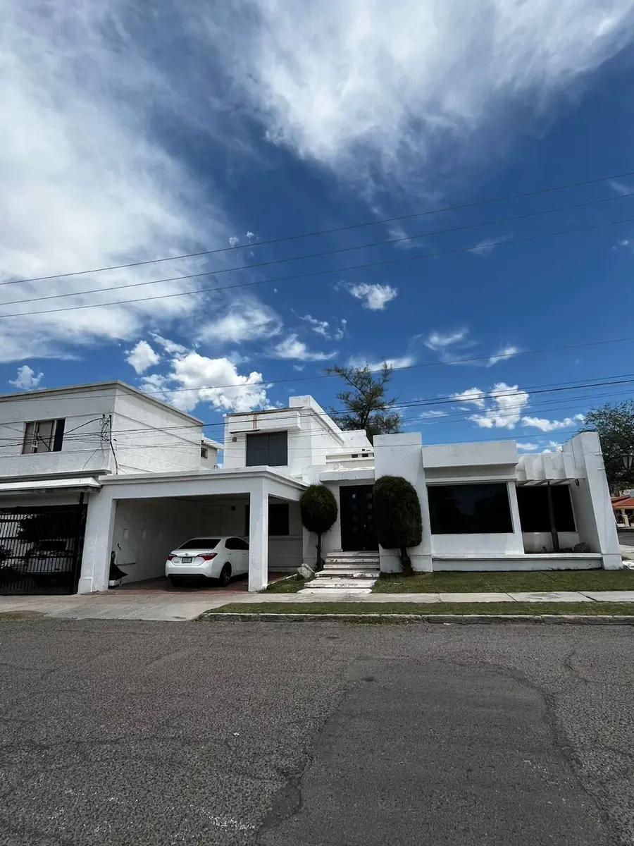 Casa en venta en Pitic, Hermosillo — foto 1 de 18