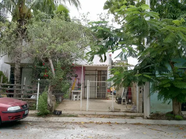 Casa en venta en La Guadalupana, Solidaridad — foto 2 de 9