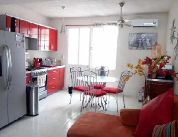 Casa en venta en La Guadalupana, Solidaridad — foto 3 de 9