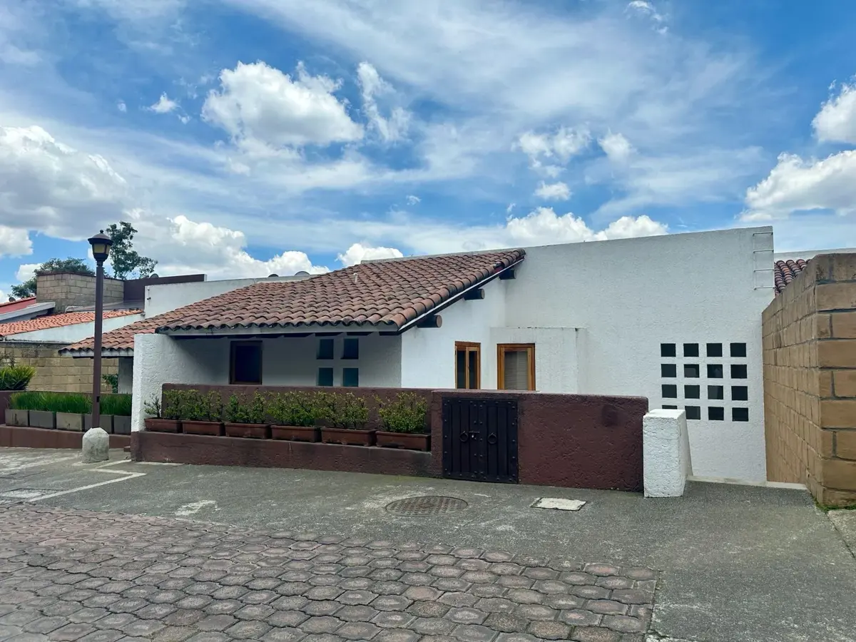 Casa en venta en Lomas Country Club, Huixquilucan — foto 1 de 15