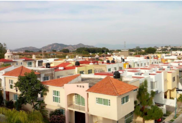 Casa en venta en Real de Valdepeñas, Zapopan — foto 2 de 8