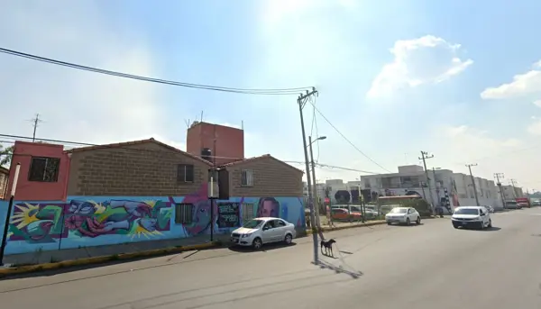 Casa en venta en Chinampac de Juarez, Iztapalapa — foto 2 de 23