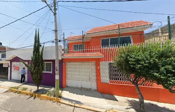 Casa en venta en Jardines de Morelos 5a Sección, Ecatepec de Morelos — foto 2 de 13