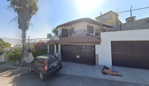 Casa en venta en Villa Fontana IX, Tijuana — foto 2 de 7