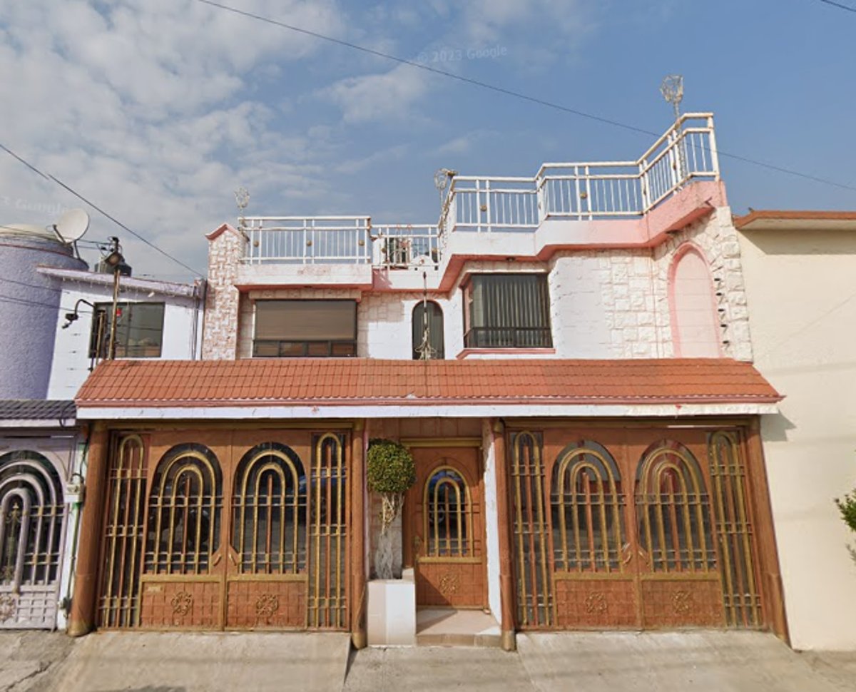 Casa en venta en Bosques del Valle 1a Sección, Coacalco de Berriozábal — foto 1 de 11