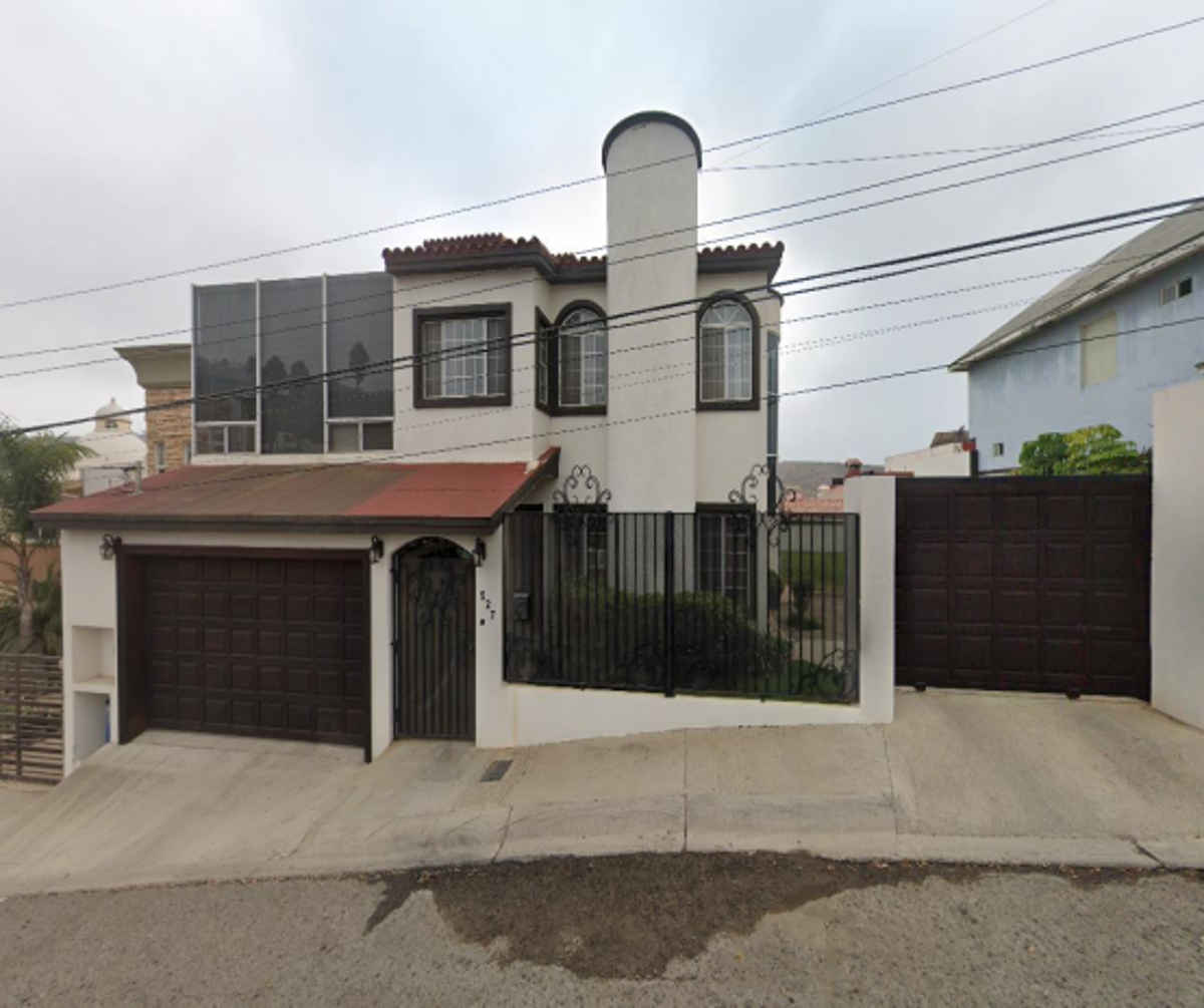 Casa en venta en Moderna, Ensenada — foto 1 de 13