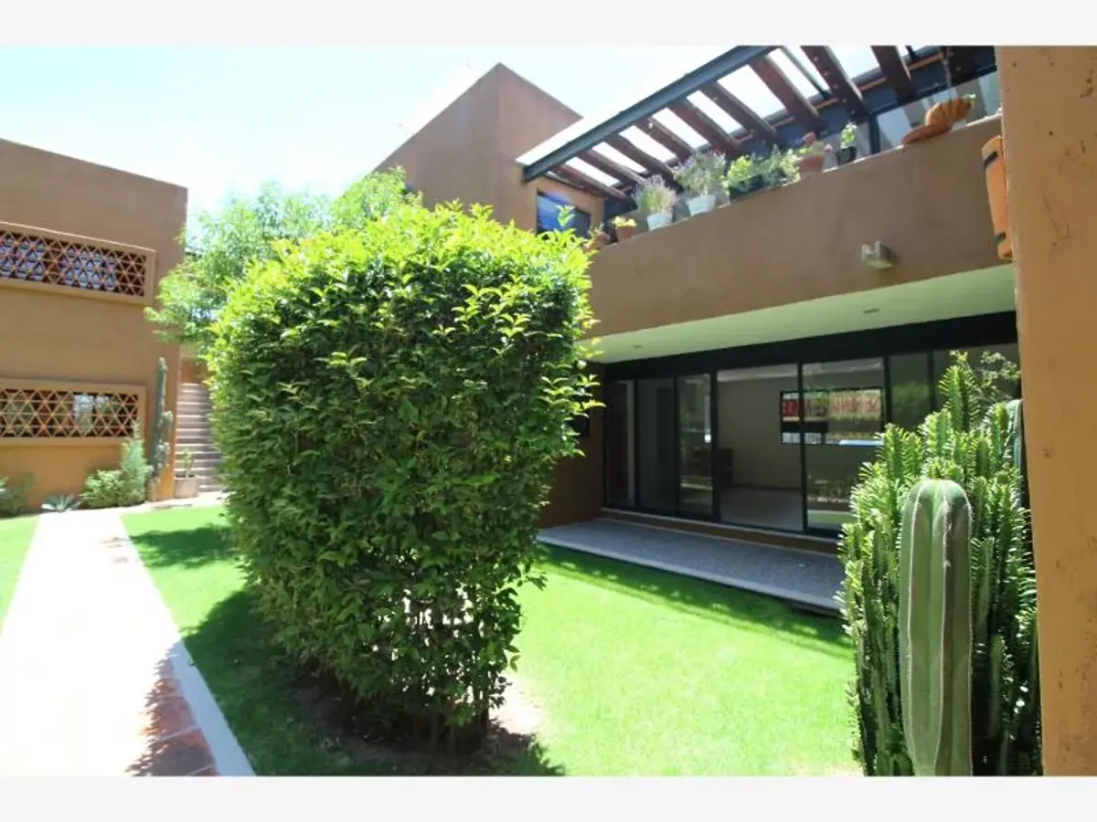 Casa en venta en Zerezotla, San Pedro Cholula — foto 1 de 25
