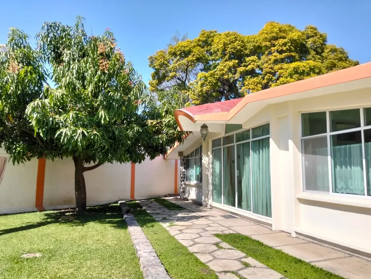Casa en venta en Centro, Cuautla — foto 1 de 29