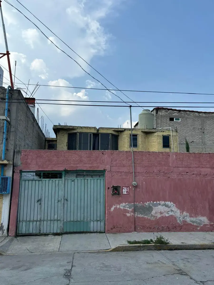 Casa en venta en Alfredo del Mazo, Ixtapaluca — foto 1 de 18