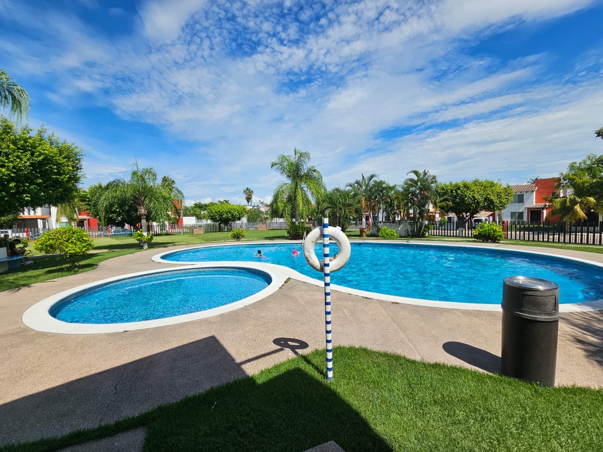 Casa en venta en Banús Vallarta, Puerto Vallarta — foto 1 de 10