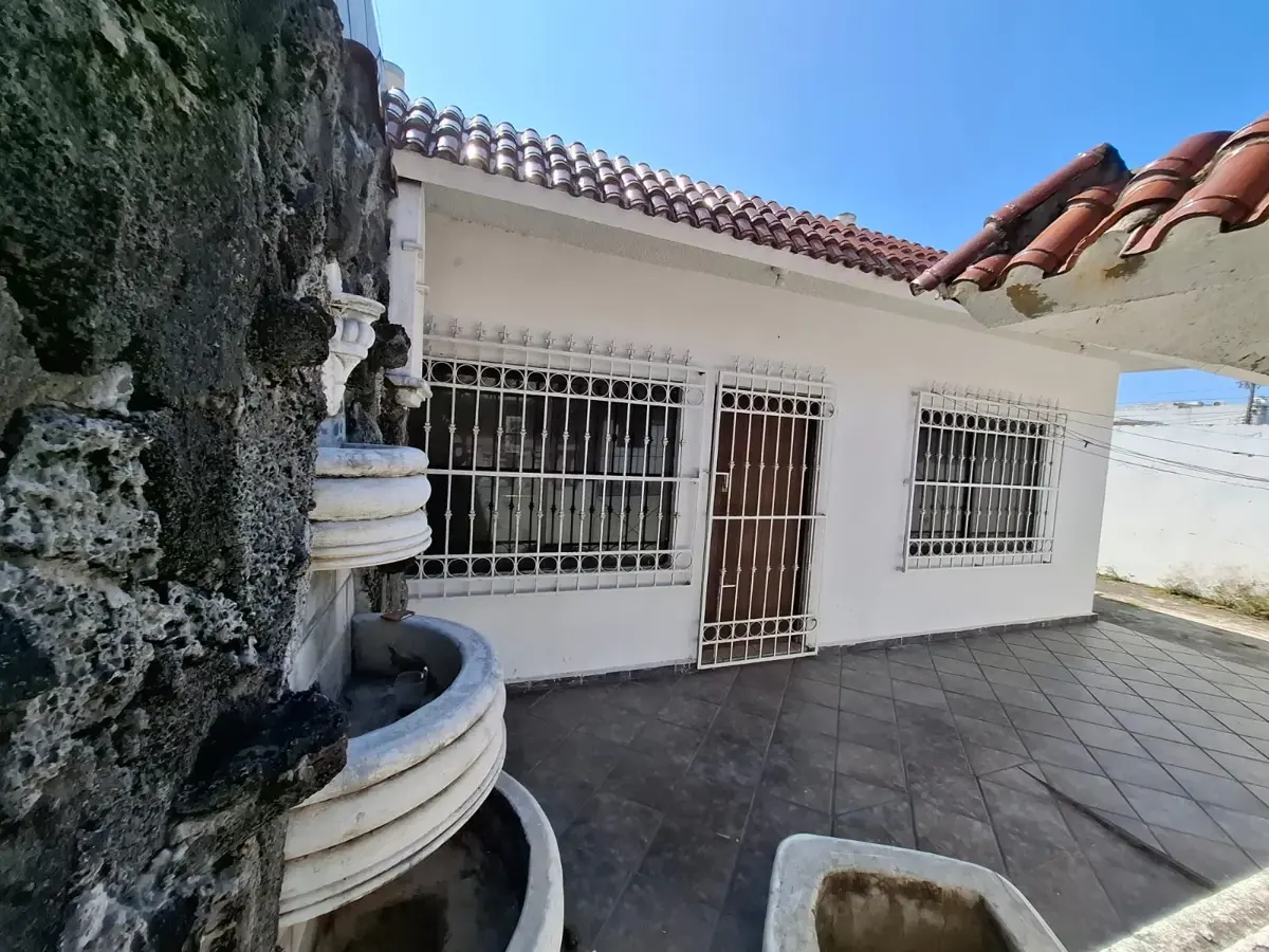 Casa en venta en Astilleros de Veracruz, Veracruz — foto 1 de 30