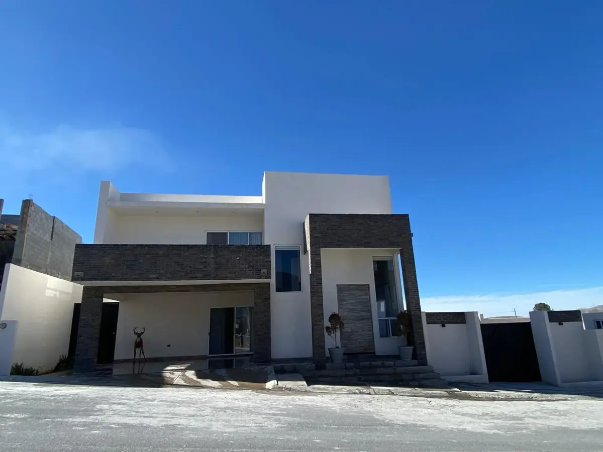 Casa en venta en Arteaga Centro, Arteaga — foto 1 de 29