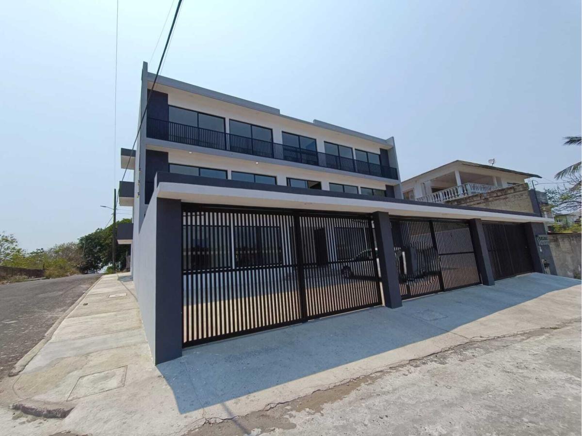 Departamento en venta en Graciano Sánchez Romo, Boca del Río — foto 1 de 10