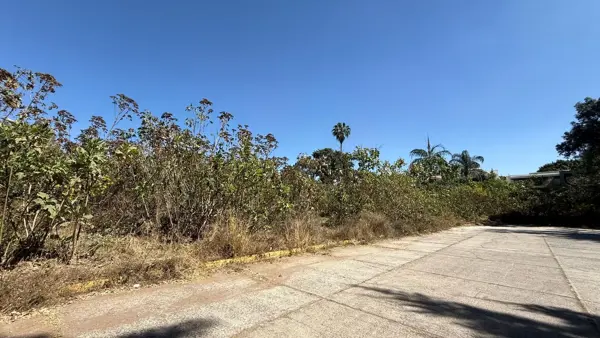Terreno en venta en Colinas de San Javier, Zapopan — foto 2 de 10