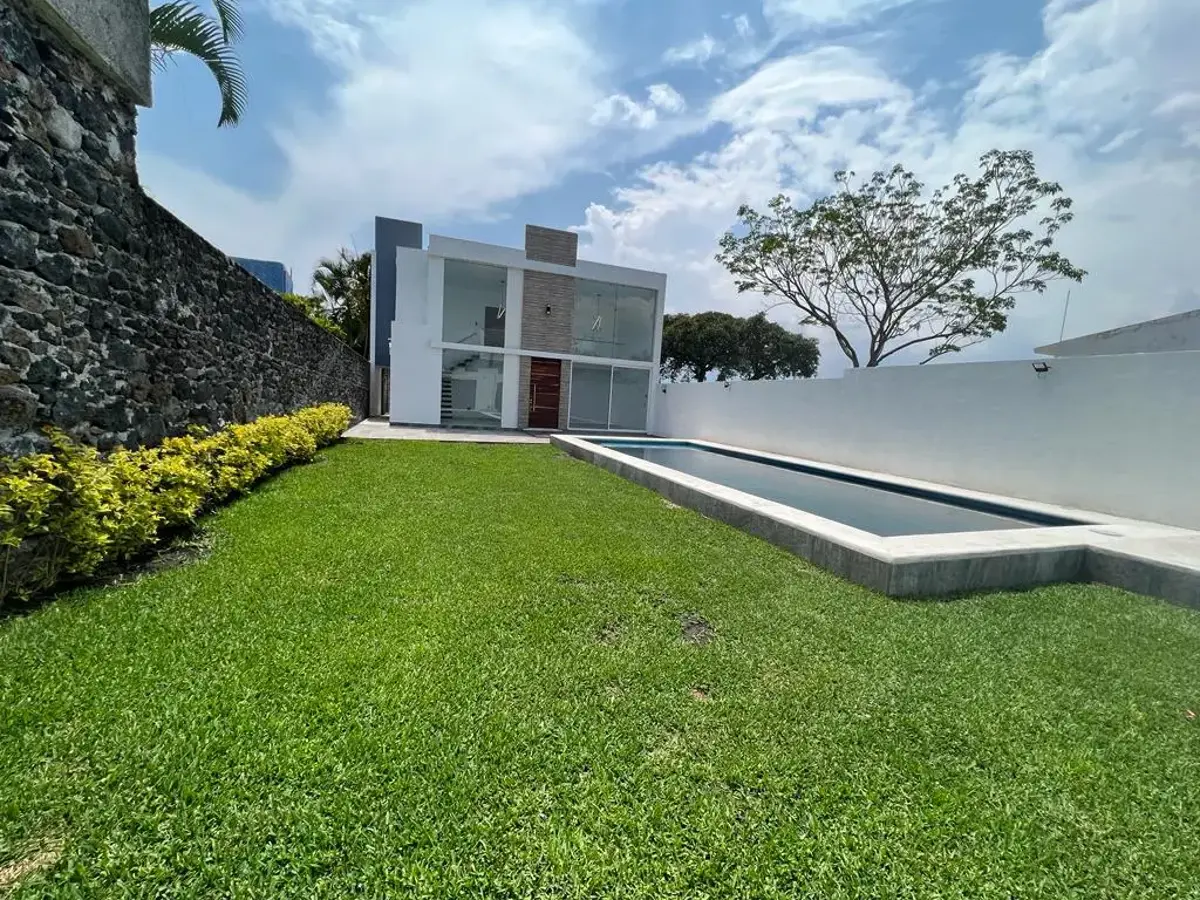 Casa en venta en Las Fincas, Jiutepec — foto 1 de 14
