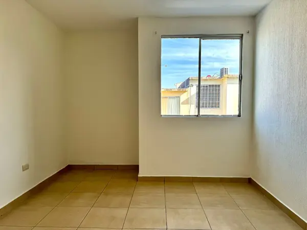 Casa en venta en Urbi Quinta del Cedro, Tijuana — foto 3 de 9
