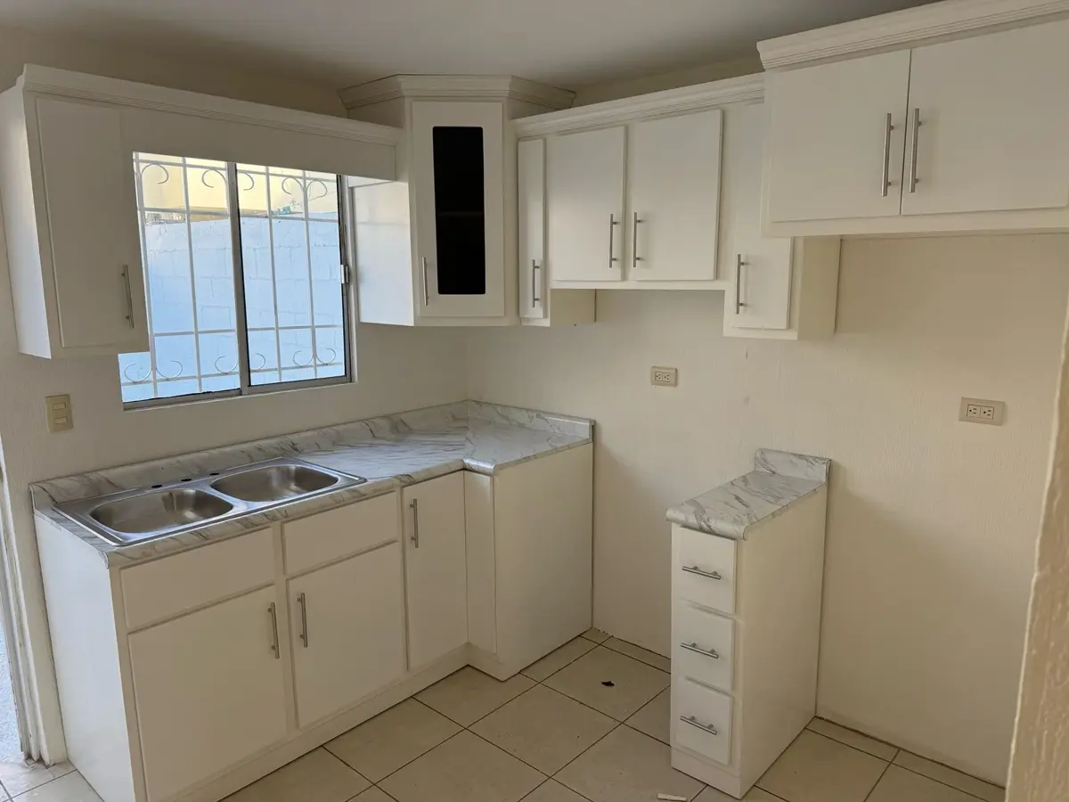 Casa en venta en Urbi Quinta del Cedro, Tijuana — foto 1 de 9