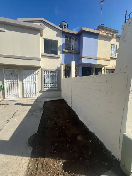 Casa en venta en Urbi Quinta del Cedro, Tijuana — foto 3 de 5