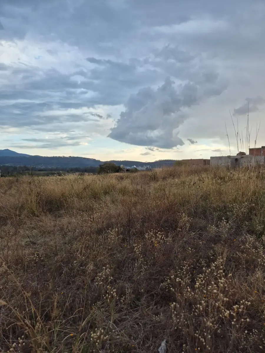 Terreno en venta en San Juanito Itzicuaro, Morelia — foto 1 de 5