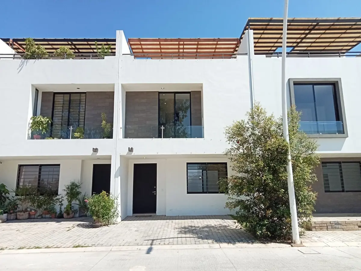 Casa en venta en Arboreto Residencial, Zapopan — foto 1 de 24