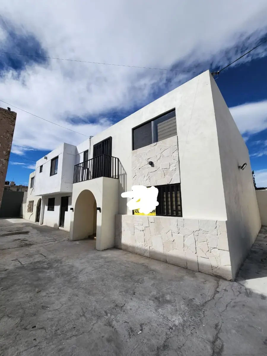 Casa en renta en Virreyes Colonial, Saltillo — foto 1 de 20