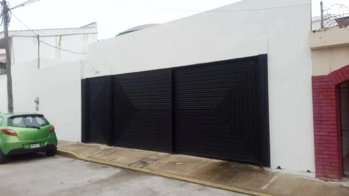 Casa en venta en Adolfo Lopez Mateos, Centro — foto 1 de 18