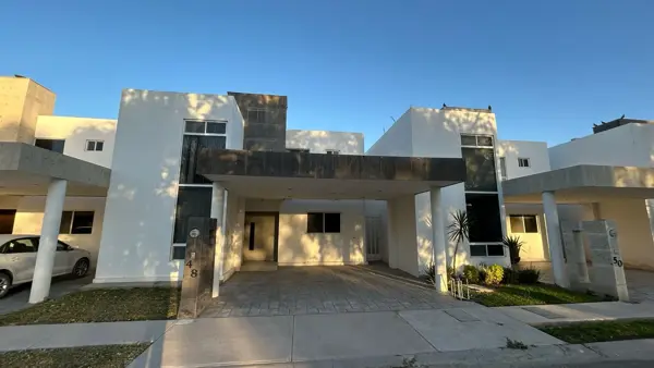 Casa en venta en Villas del Renacimiento, Torreón — foto 2 de 21
