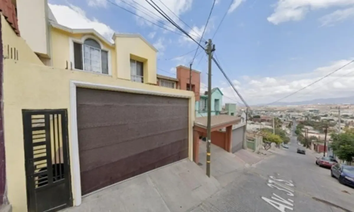 Casa en venta en Urias, Tijuana — foto 1 de 6