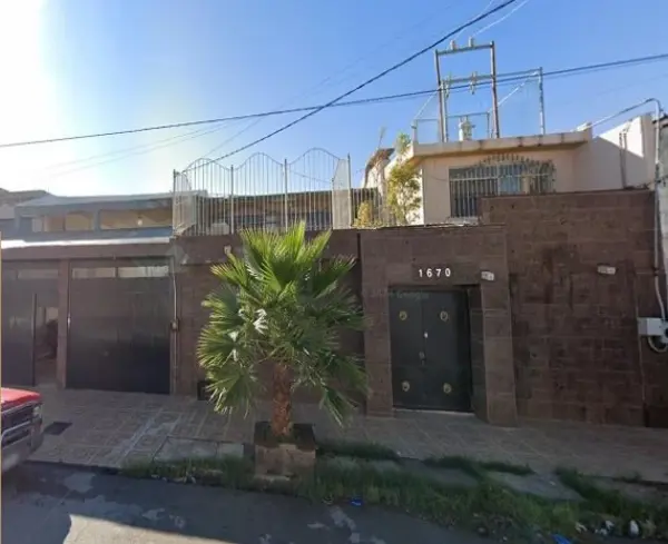 HERMOSA CASA EN CENTRO, TORREON COAHUILA
