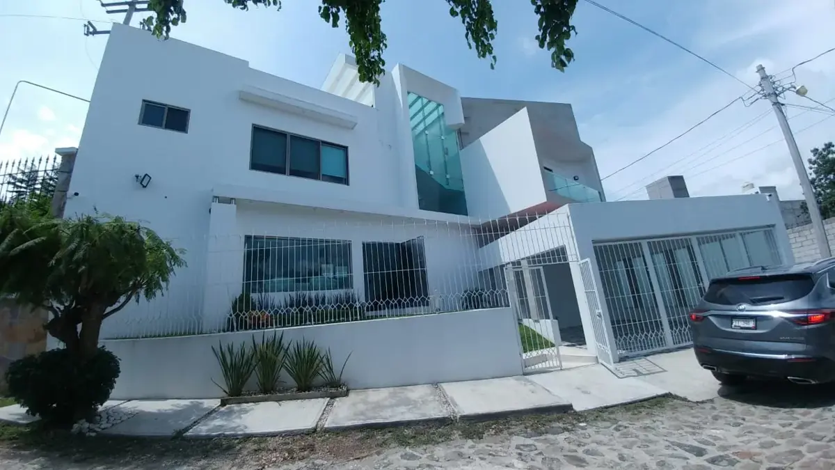 Casa en venta en Jardines de Tlayacapan, Tlayacapan — foto 1 de 28