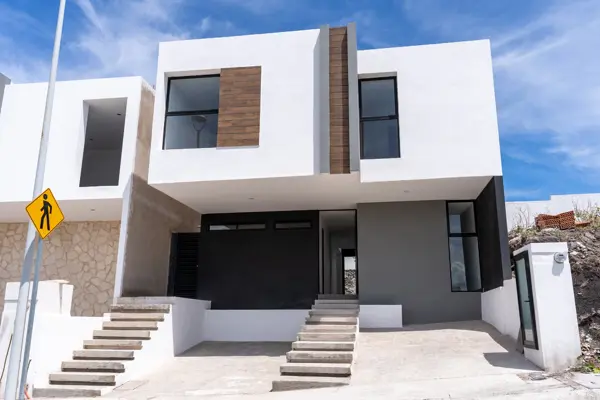 CASA EN VENTA EN ZIBATÁ, EL MARQUÉS
