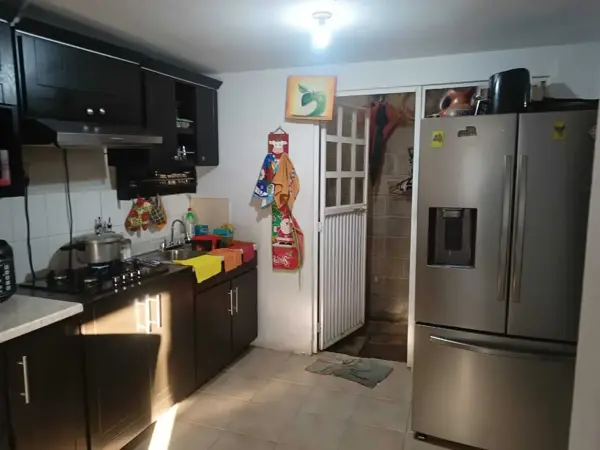 Casa en venta en Hacienda las Palmas I y II, Ixtapaluca — foto 2 de 9