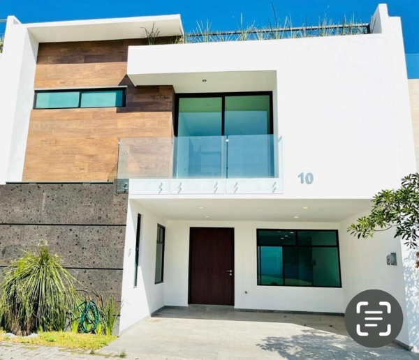 Casa en venta en Lomas de Angelópolis, San Andrés Cholula, Puebla Casa en venta en Lomas de Angelópolis, San Andrés Cholula, Puebla