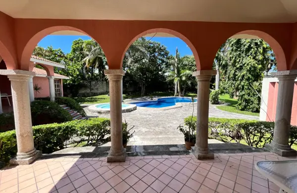Casa en venta en Cozumel Centro, Cozumel — foto 2 de 29