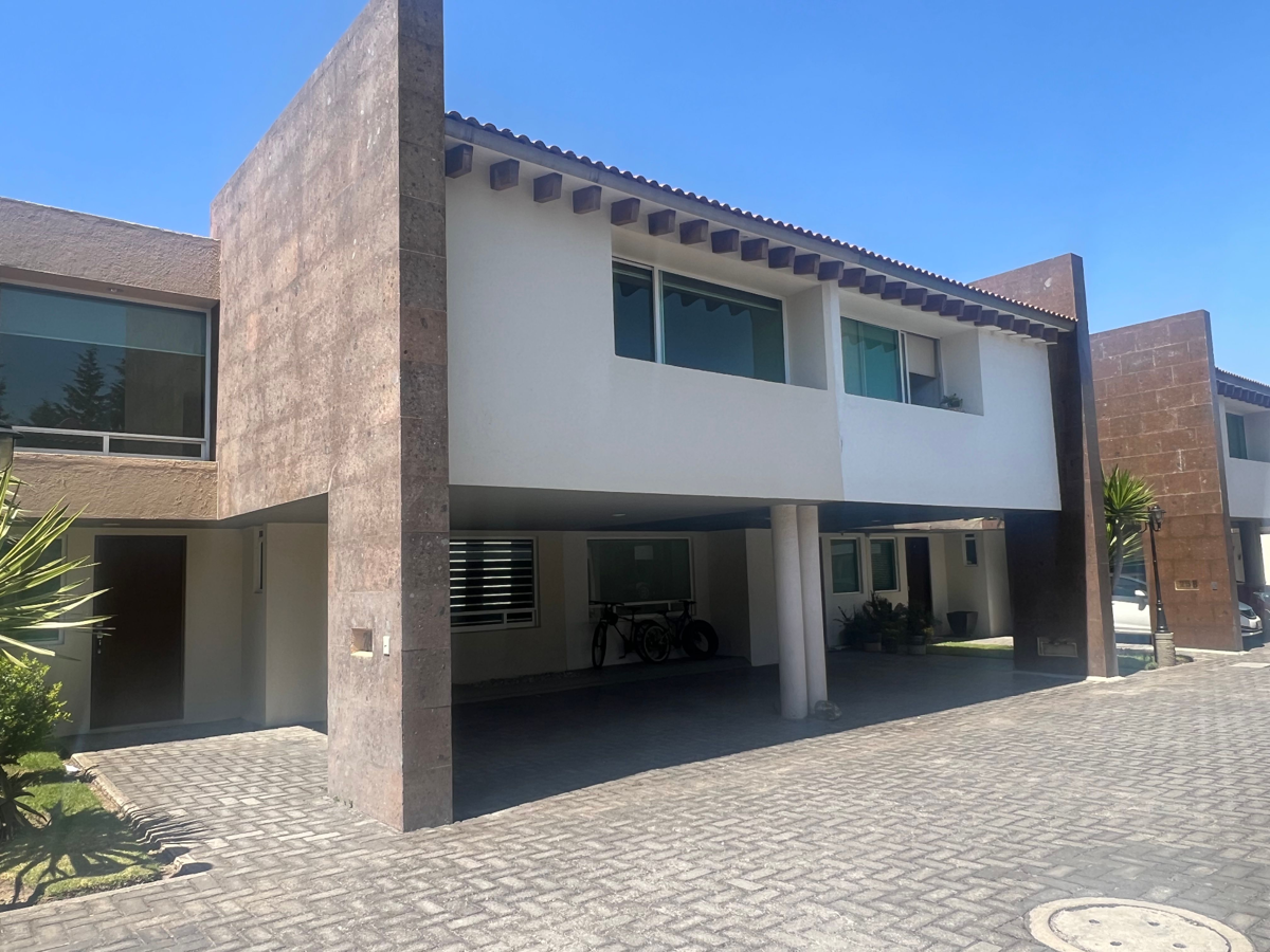 Casa en renta en Bosque de los Encinos, Ocoyoacac — foto 1 de 22