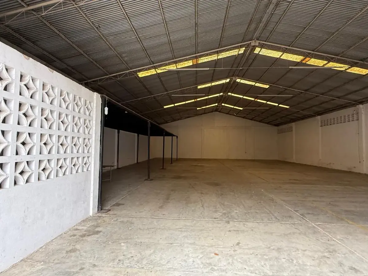 Bodega en venta en Revolucion, Acayucan — foto 1 de 13
