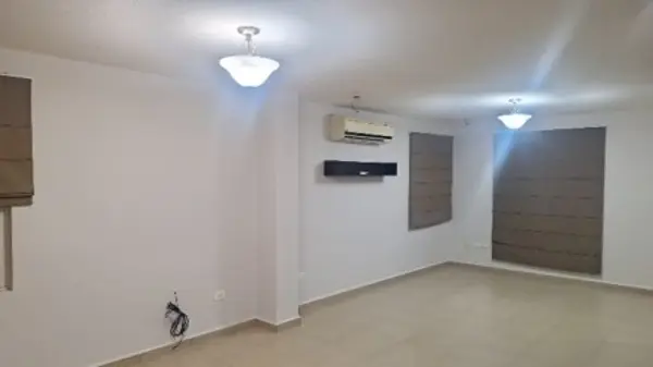 Casa en renta en Misión de Anáhuac, General Escobedo — foto 3 de 14