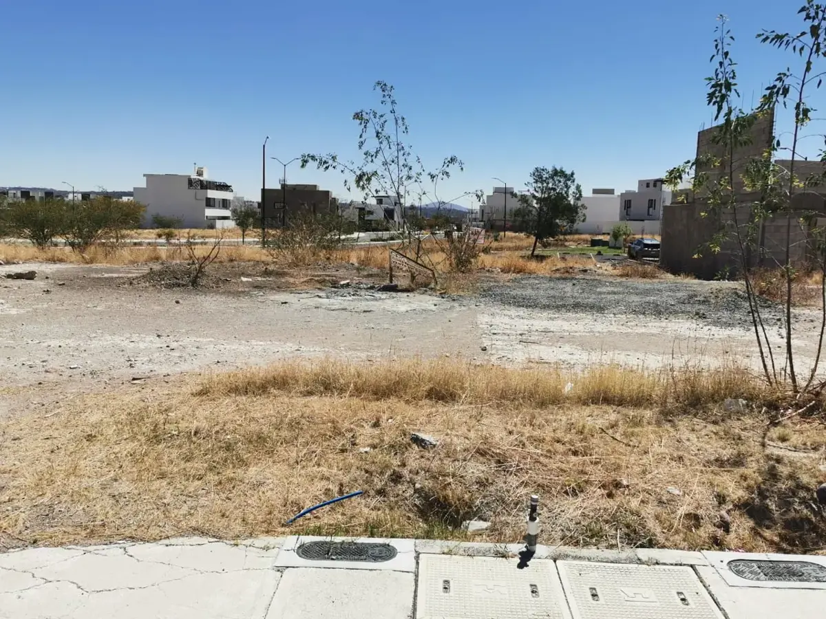 Terreno en venta en Valle de Juriquilla, Querétaro — foto 1 de 5