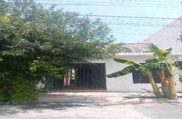 Casa en venta en Residencial Cuauhtémoc, Santa Catarina — foto 2 de 4