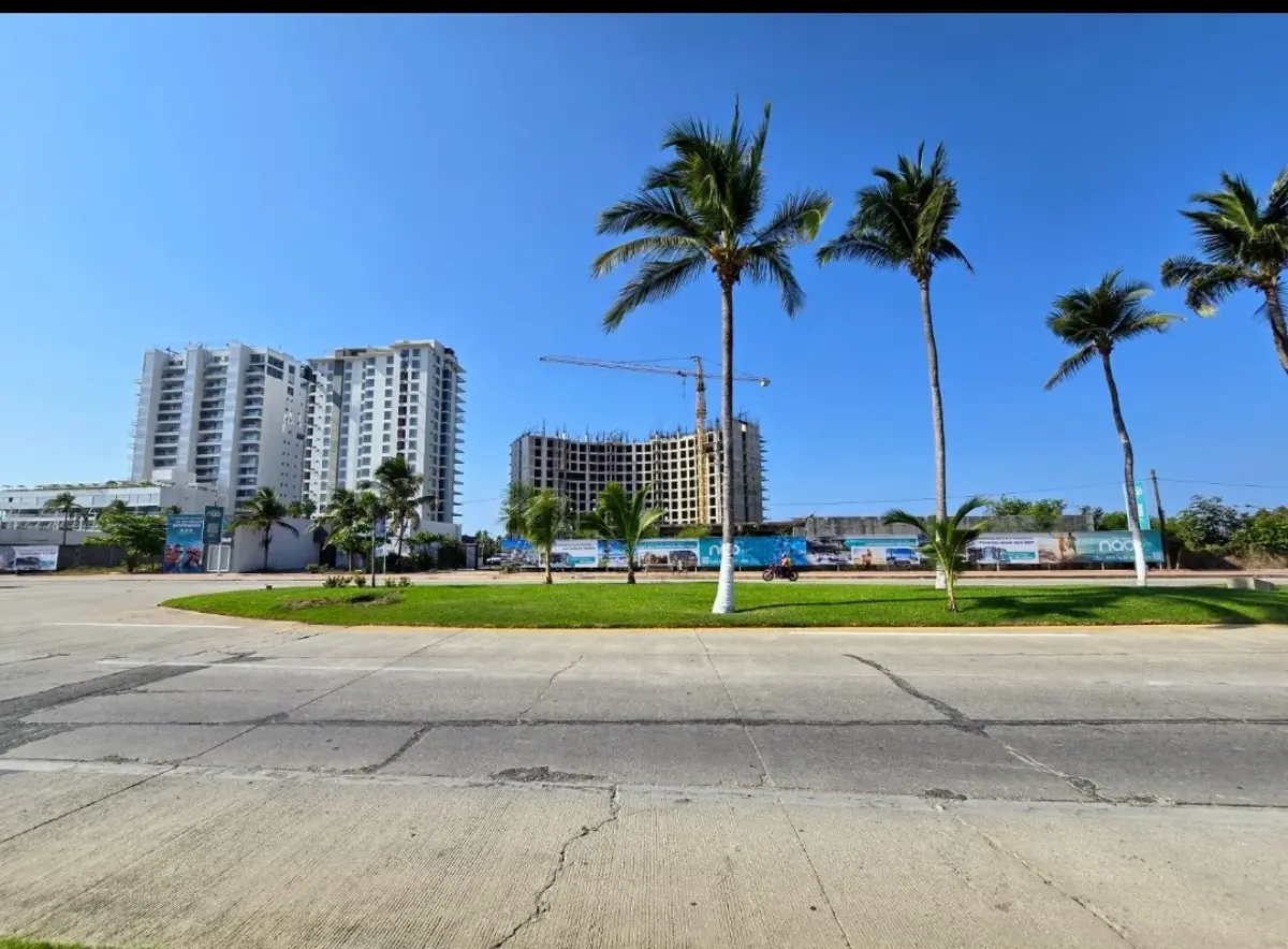 Terreno en venta en Plan de los Amates, Acapulco de Juárez — foto 1 de 11