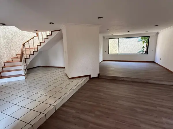 Casa en venta en Jardines de Satelite, Naucalpan de Juárez — foto 3 de 12
