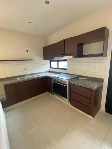 Casa en venta en Lomas de la Rioja, Alvarado — foto 3 de 16