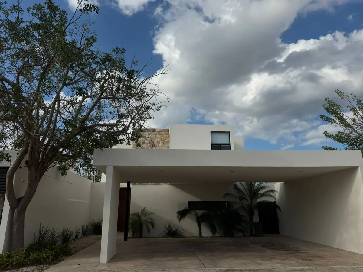Casa en renta en Temozon Norte, Mérida — foto 1 de 17